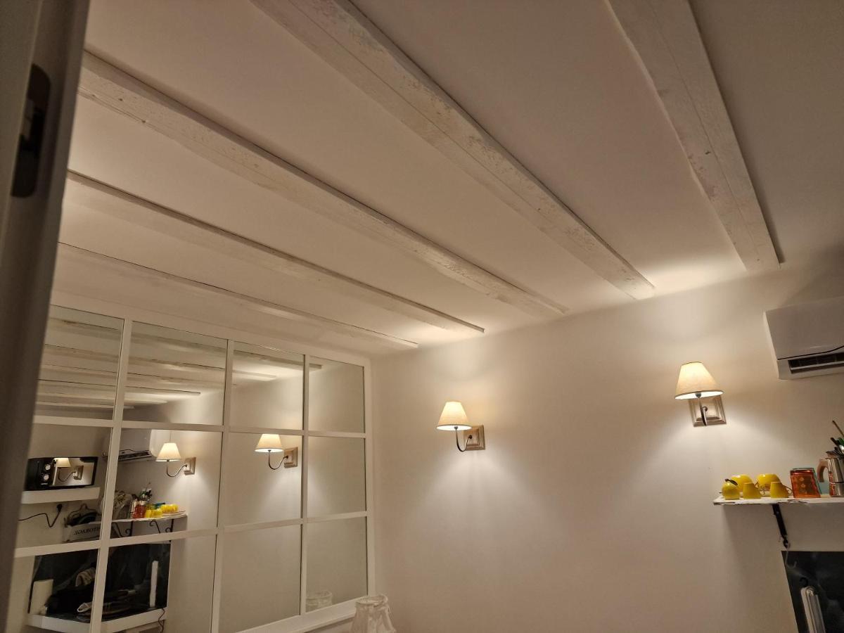 Case Di Paola Via Melo Appartamenti バーリ エクステリア 写真